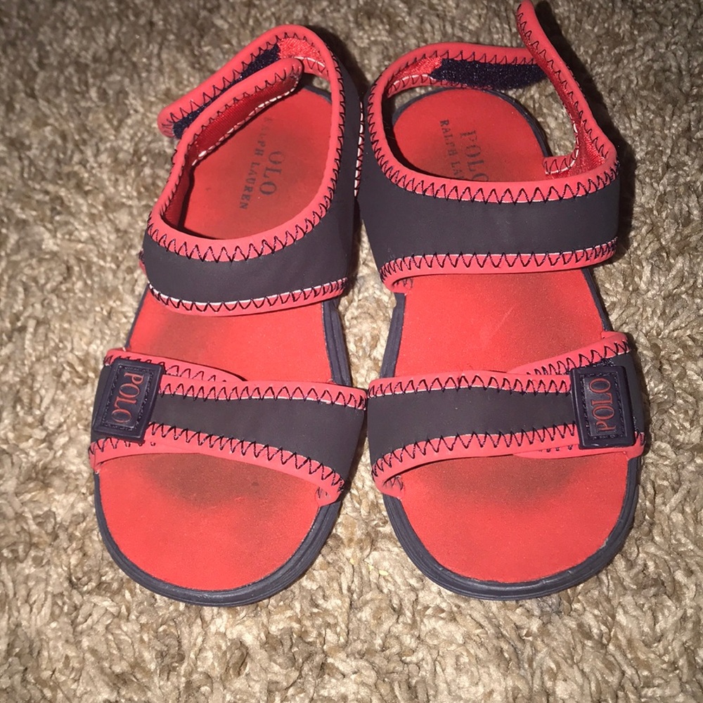 Per-Owned Toddler boys sandals sz. 9c